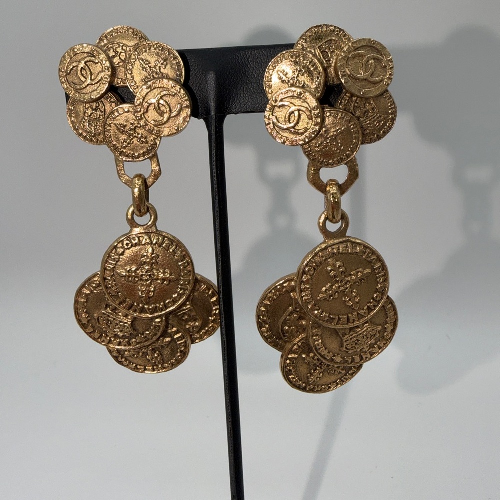 CHANEL Gold Metal Coin Medallion Drop Earrings, Signed 28 - Picture 4 of 14